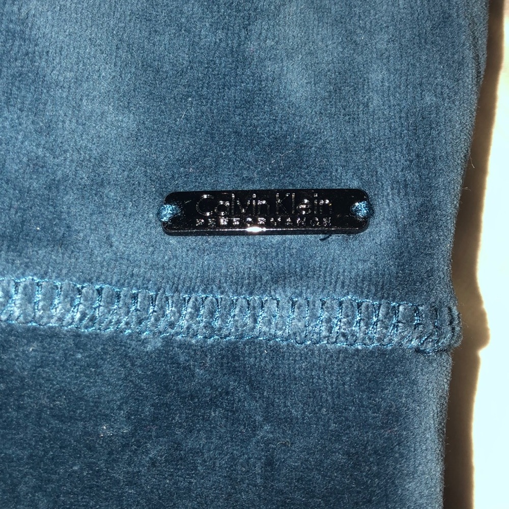 Hoodie - Picture 4 of 4